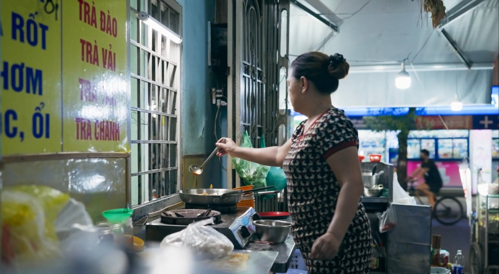 Ms. Nguyet – Crab Soup & More